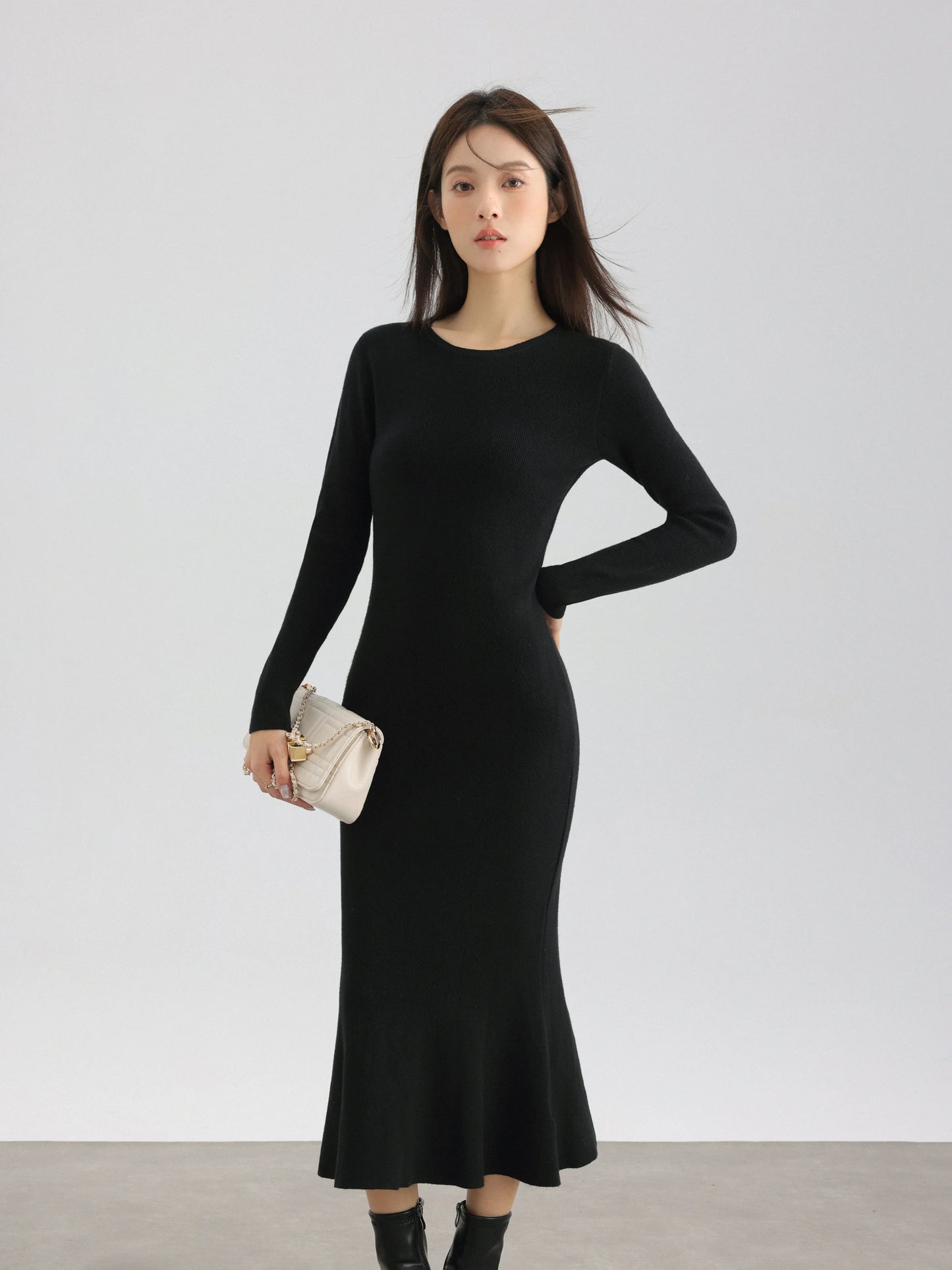 Elegant Black Long Sleeve Dress Winter Round Neck Bodycon Dress Waist Slimming Mermaid Maxi Dress for Women Casual Office Outfit