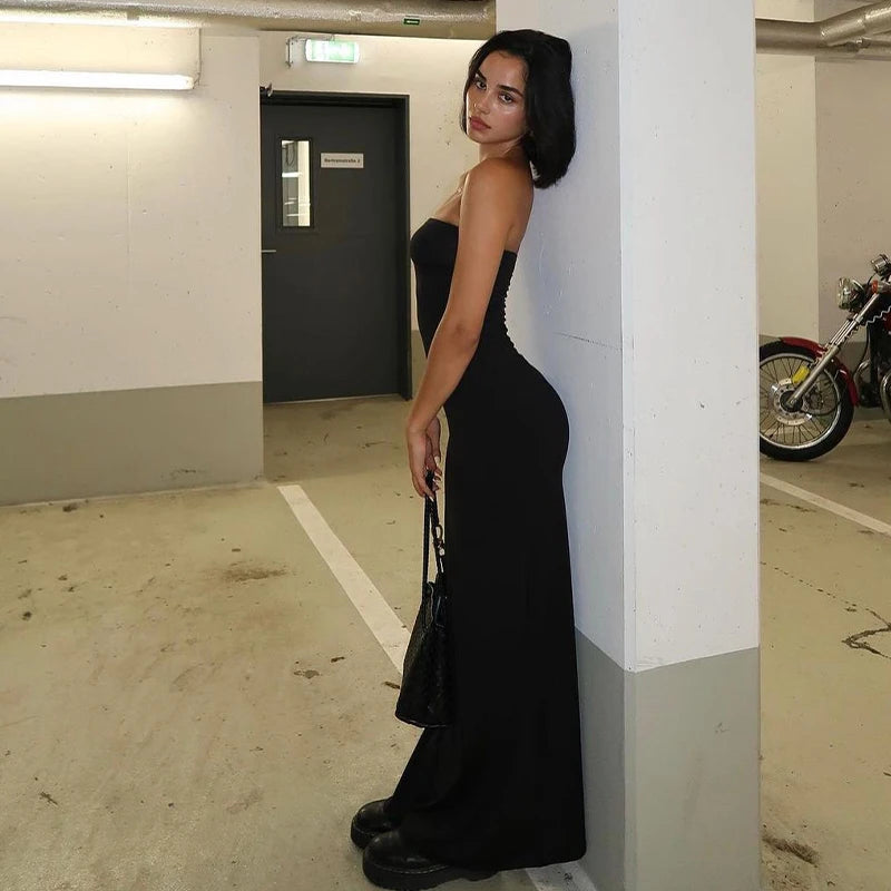 Elegant Black Maxi Dress