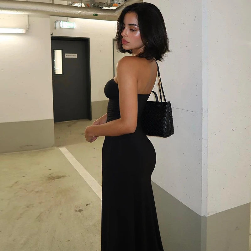 Elegant Black Maxi Dress