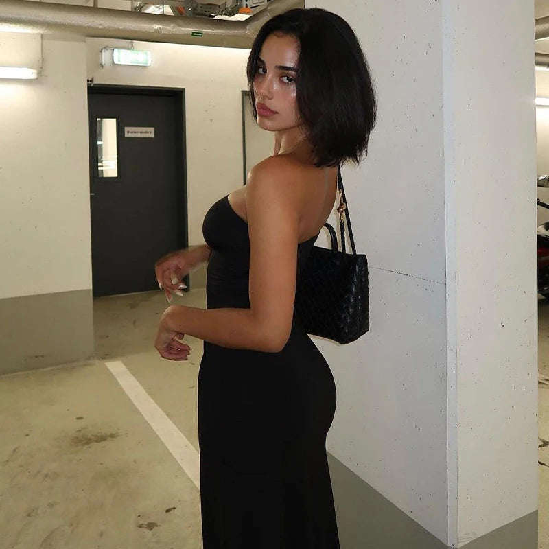 Elegant Black Maxi Dress